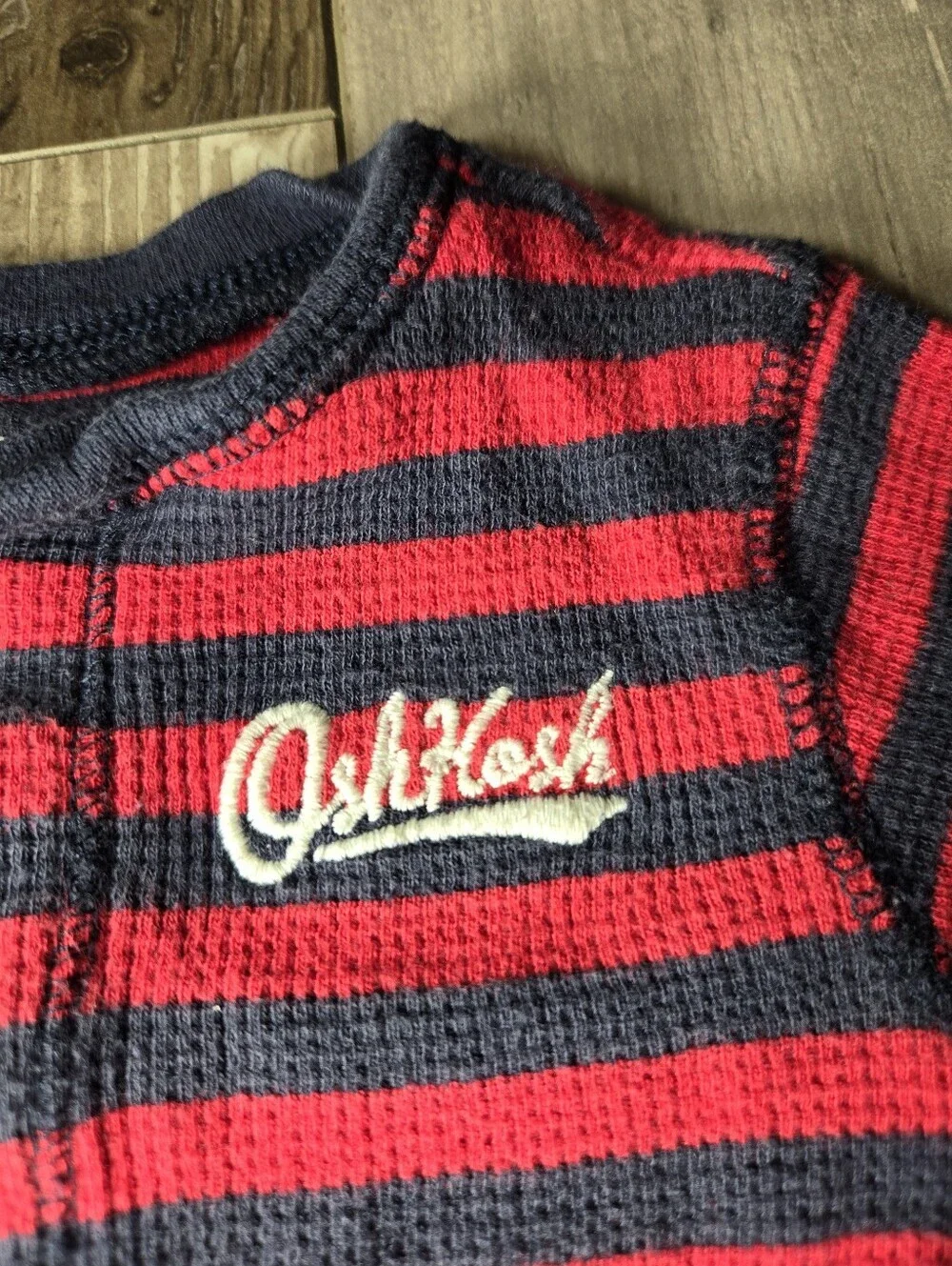 OshKosh B'gosh Baby Boy Striped Red & Navy One-Piece Thermal Bodysuit Size 9M